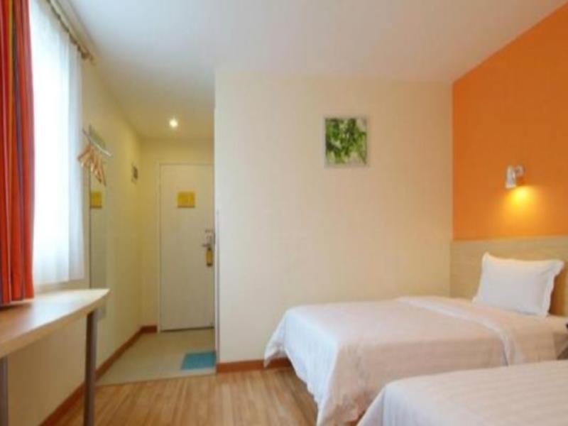 7Days Inn Zhuzhou Central Square Extérieur photo